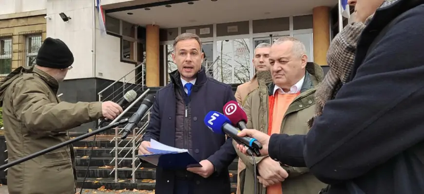 Aleksić i Milivojević predali Tužilaštvu dokumenta o korupciji u izgradnji autoputa Ruma-Šabac-Loznica